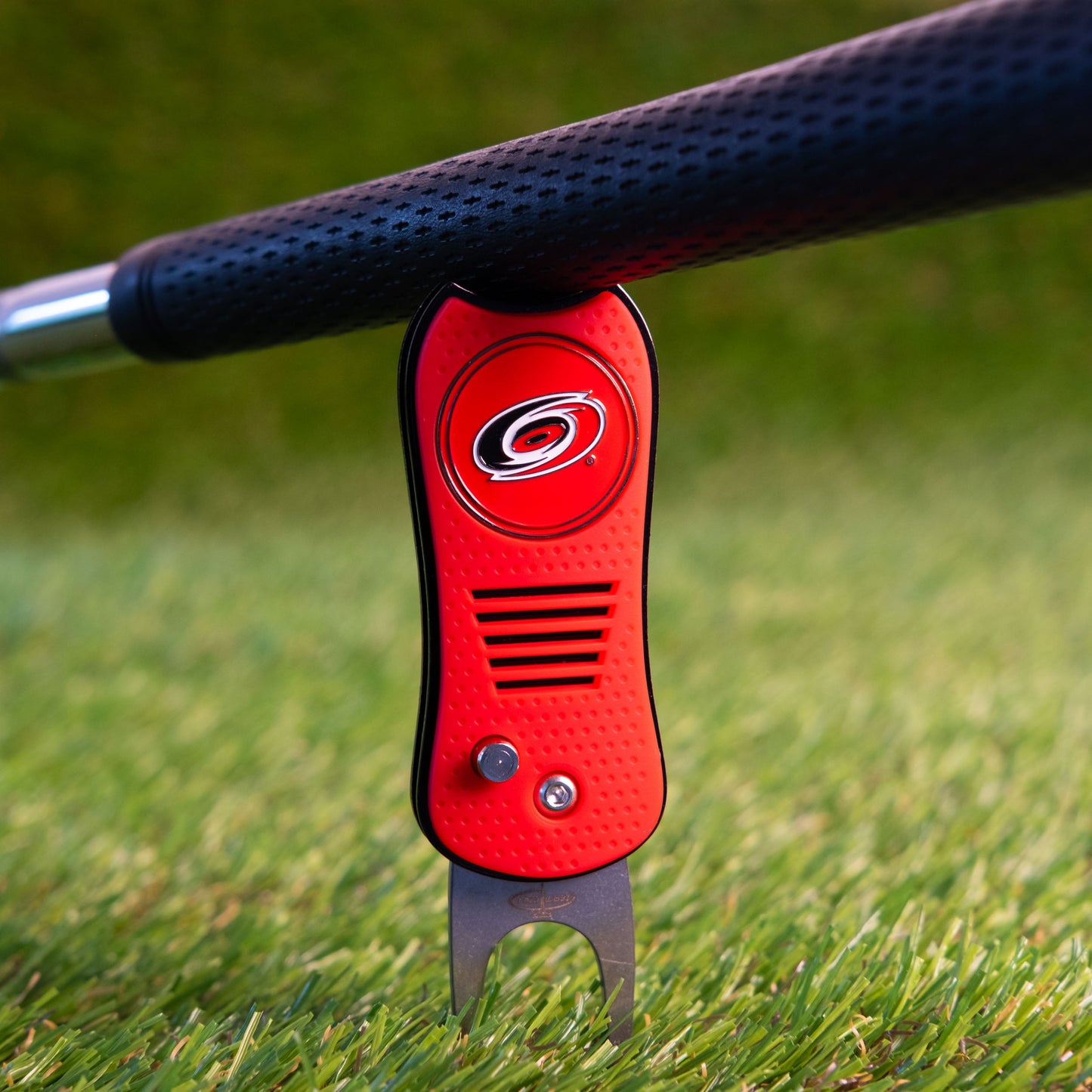 Carolina Hurricanes Switchblade Divot Tool - Image 4 - Club Rehab