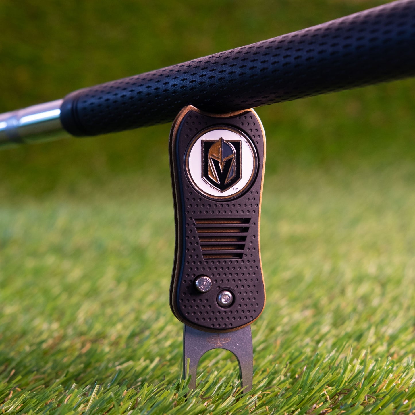 Vegas Golden Knights Switchblade Divot Tool - Image 4 - Club Rehab