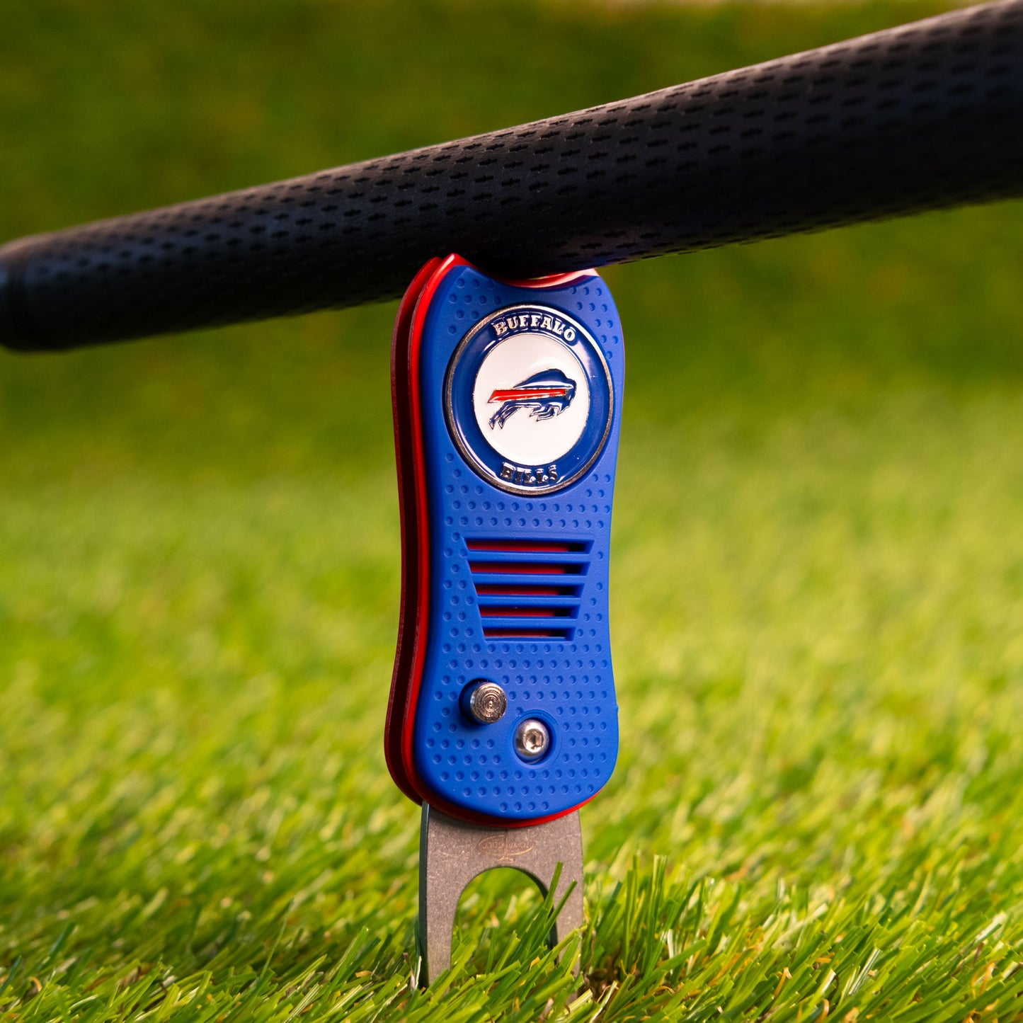 Buffalo Bills Switchblade Divot Tool - Image 4 - Club Rehab