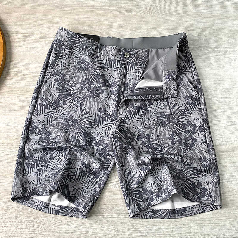 Fairway Breeze Golf Shorts