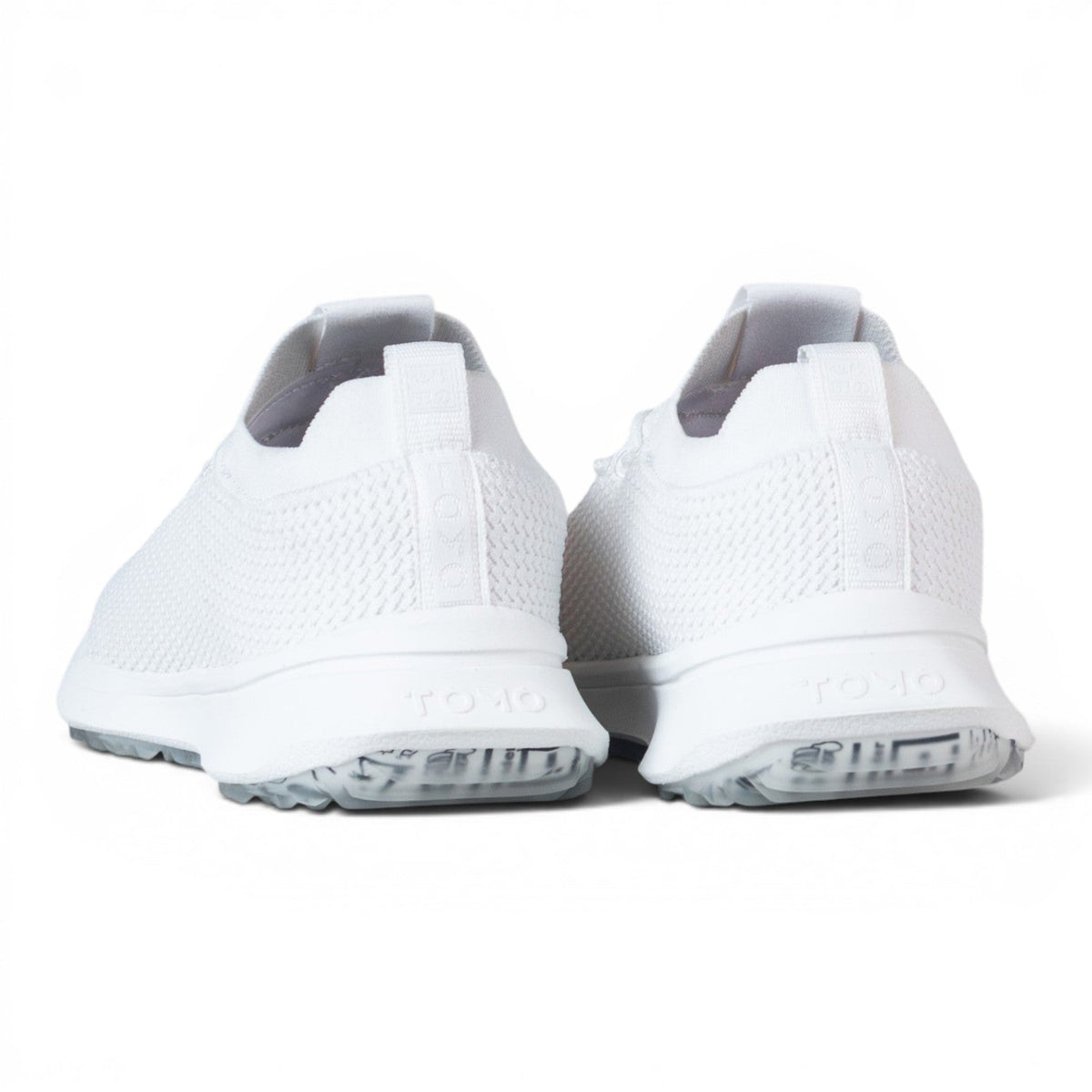Tomo Alpha men's golf shoes in Hydrogen Snow, rear view of the pair