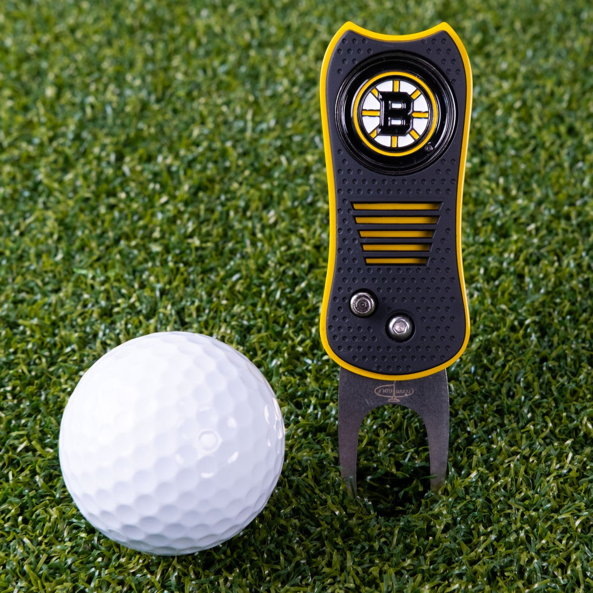 Boston Bruins Switchblade Divot Tool - Image 2 - Club Rehab