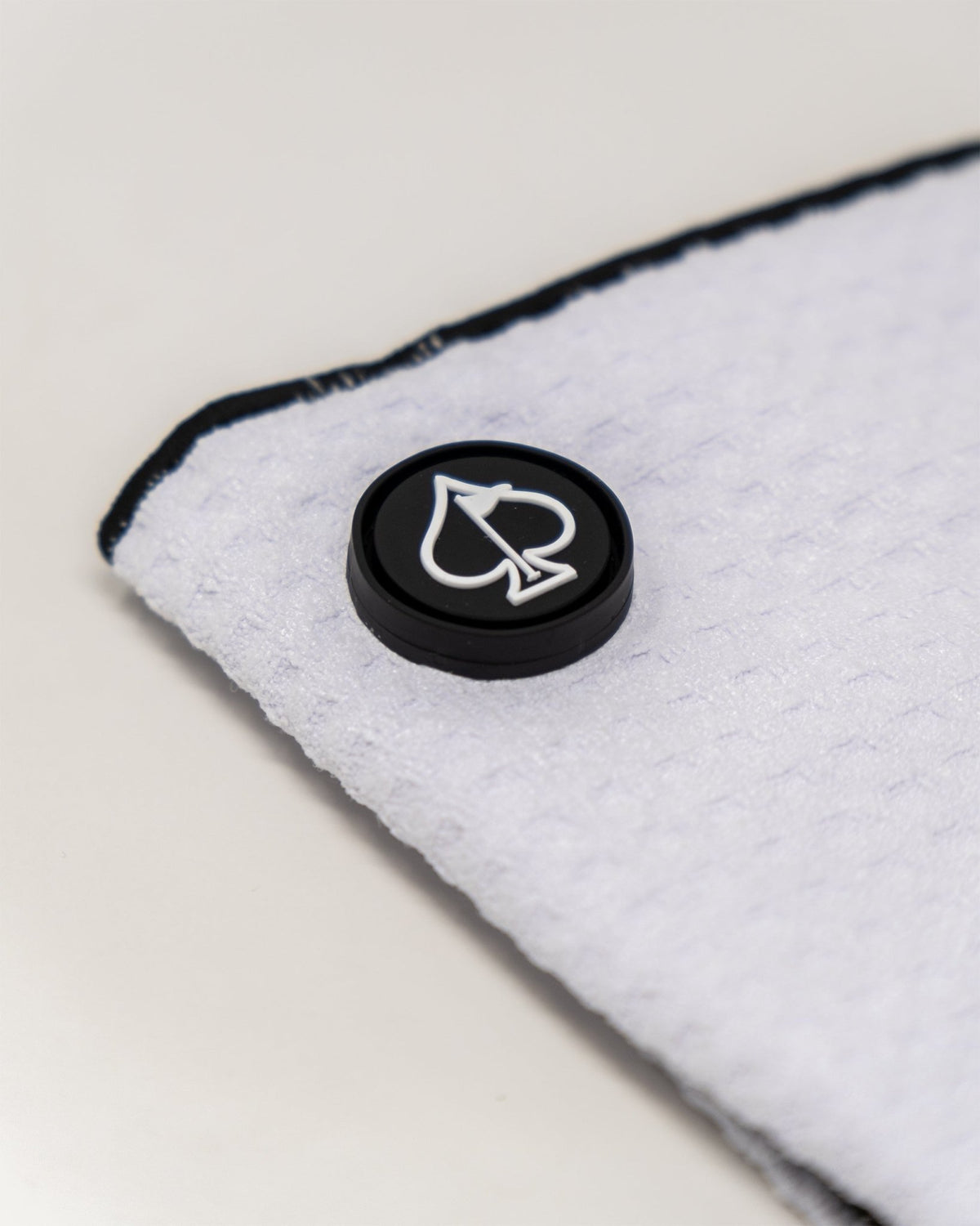 Magnetic Towel - White - Club Rehab