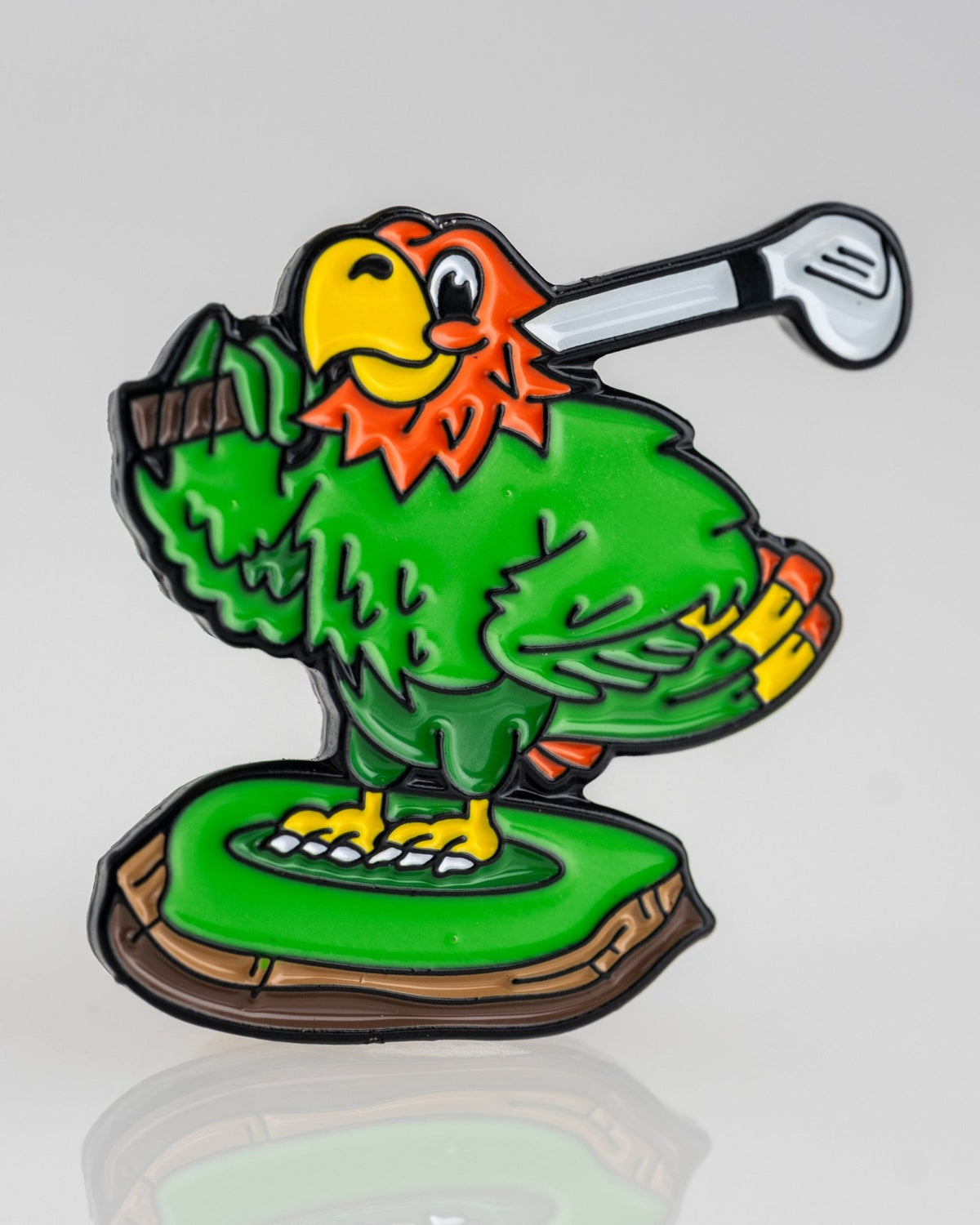 Margaritaville - Golfing Parrot Ball Marker - Club Rehab