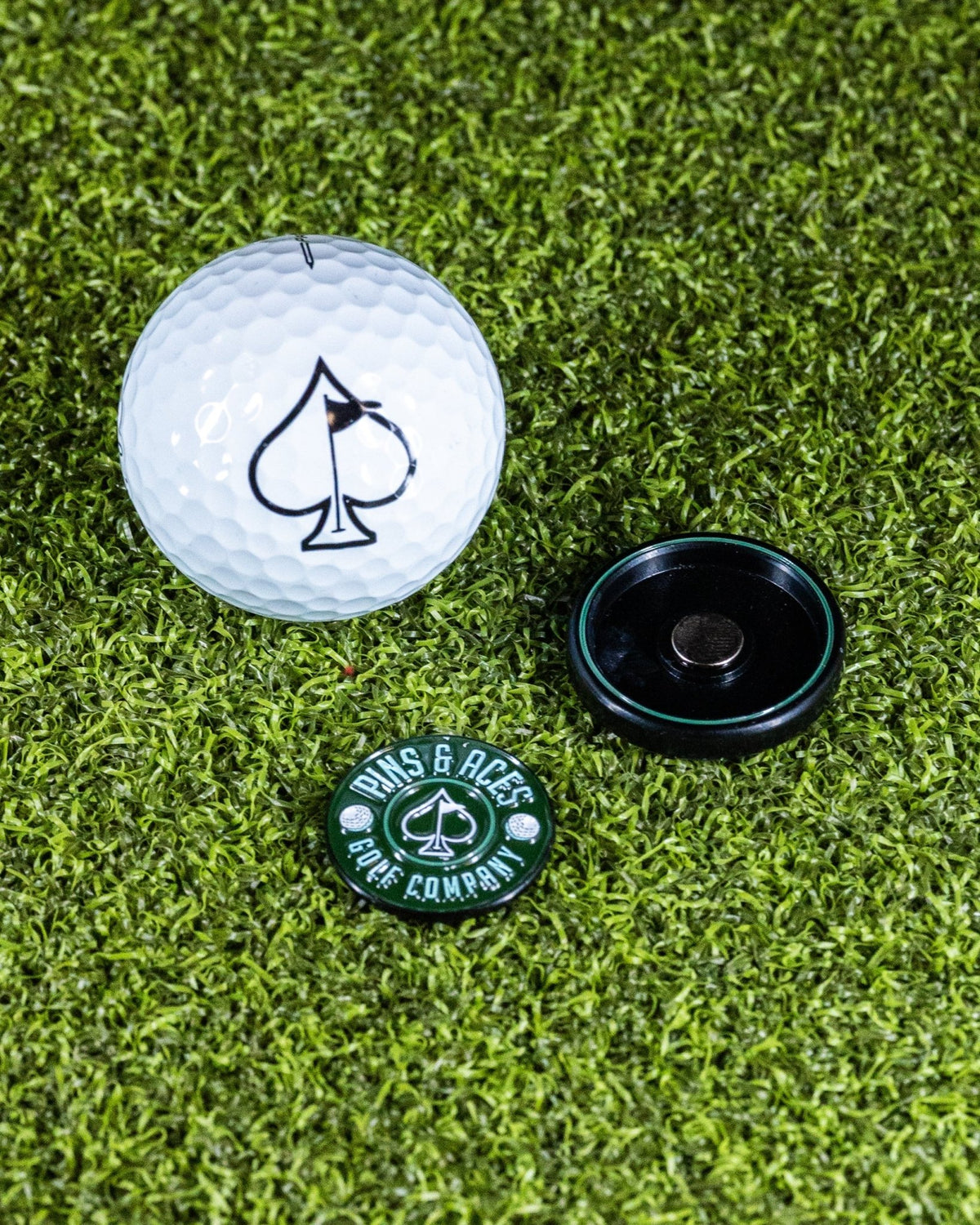 Pop Out Medallion Ball Marker - Green - Club Rehab