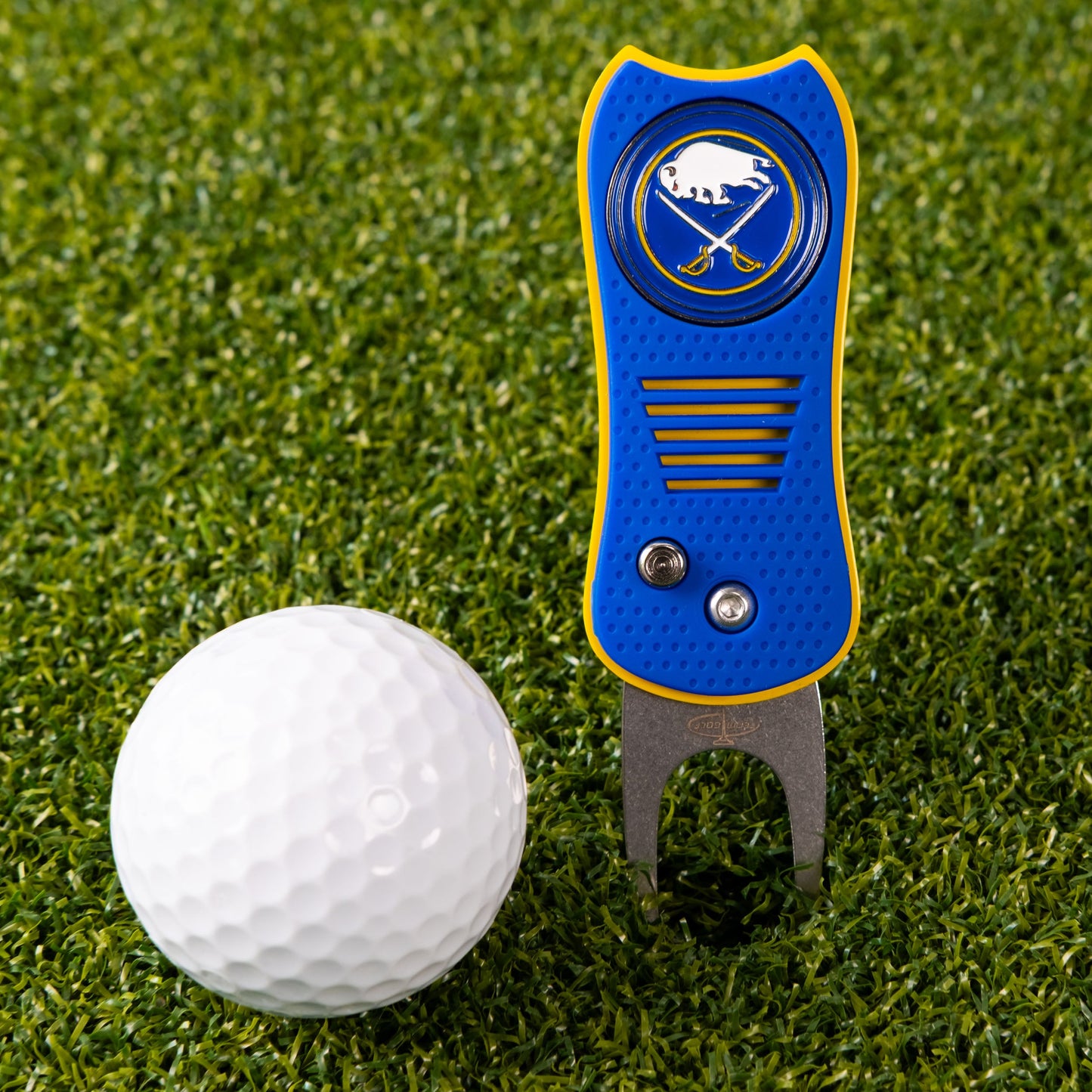 Buffalo Sabres Switchblade Divot Tool - Image 2 - Club Rehab