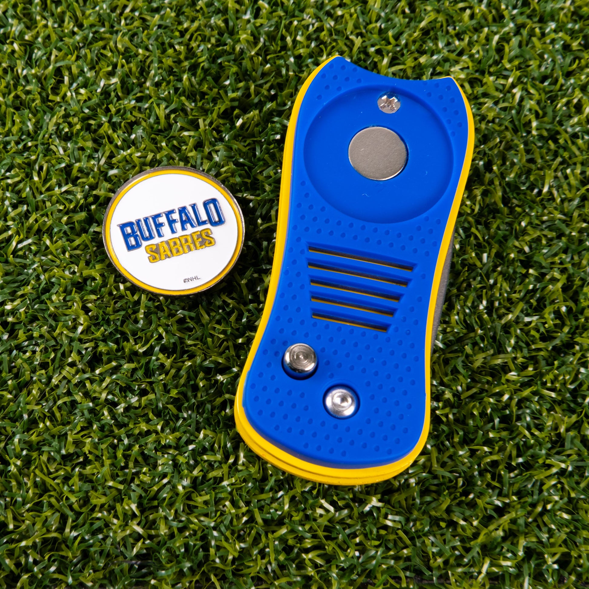 Buffalo Sabres Switchblade Divot Tool - Image 3 - Club Rehab