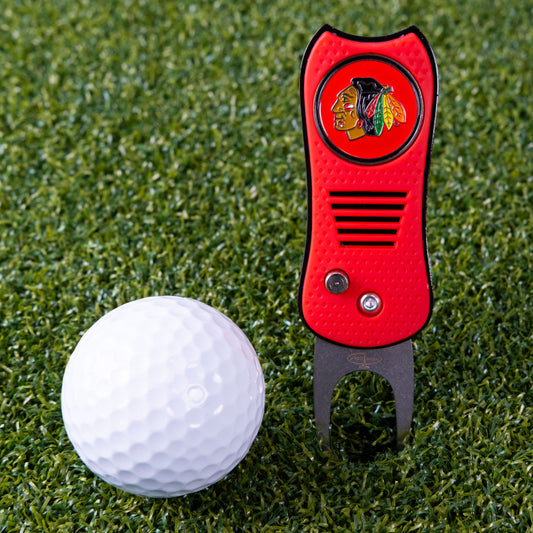 Chicago Blackhawks Switchblade Divot Tool - Image 2 - Club Rehab