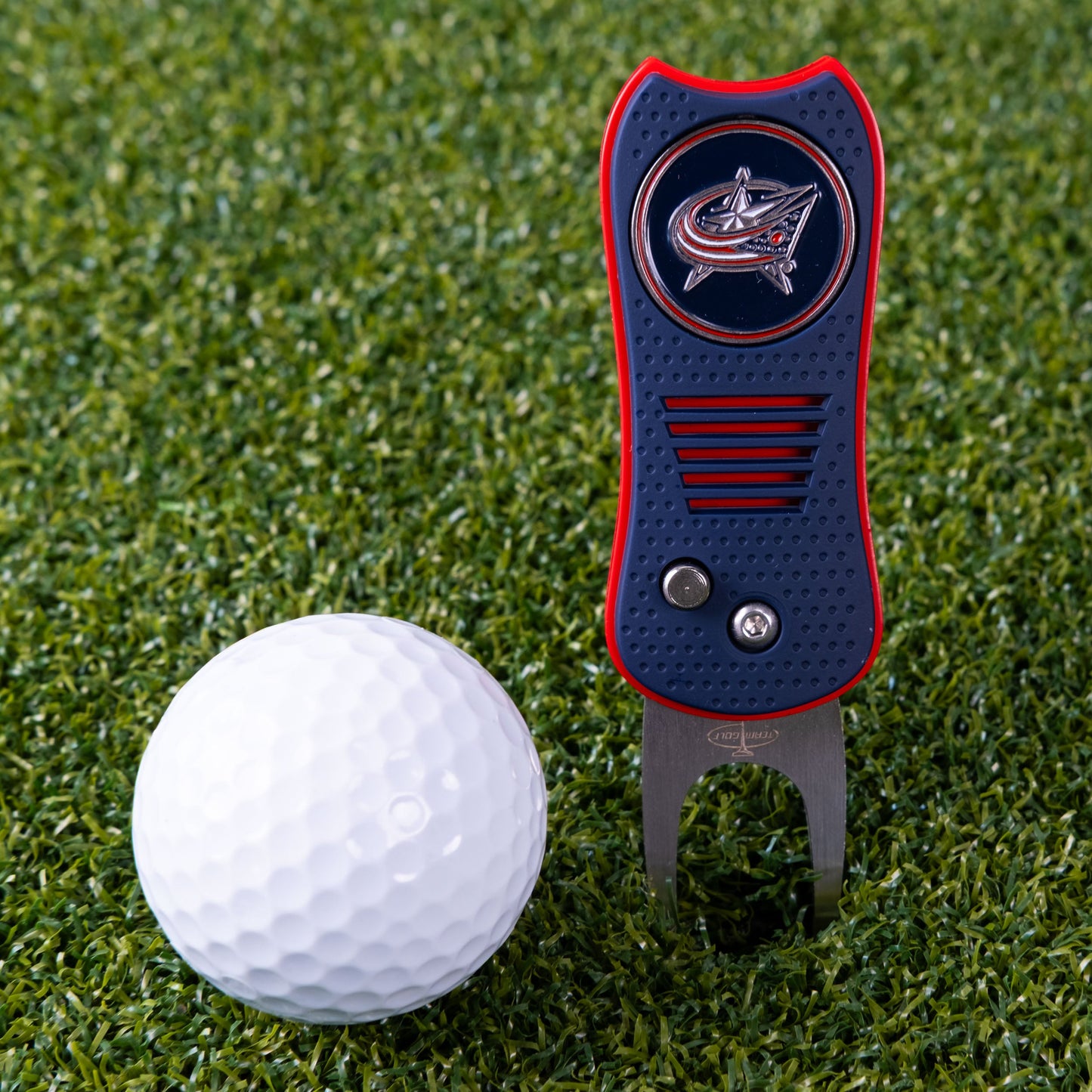Columbus Blue Jackets Switchblade Divot Tool - Image 2 - Club Rehab