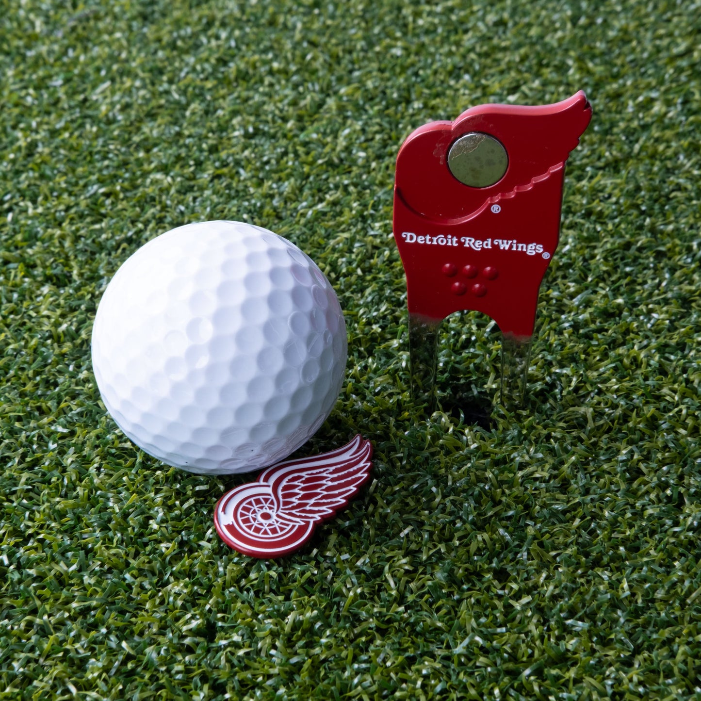 Detroit Red Wings Custom Shaped Divot Tool - Image 5 - Club Rehab