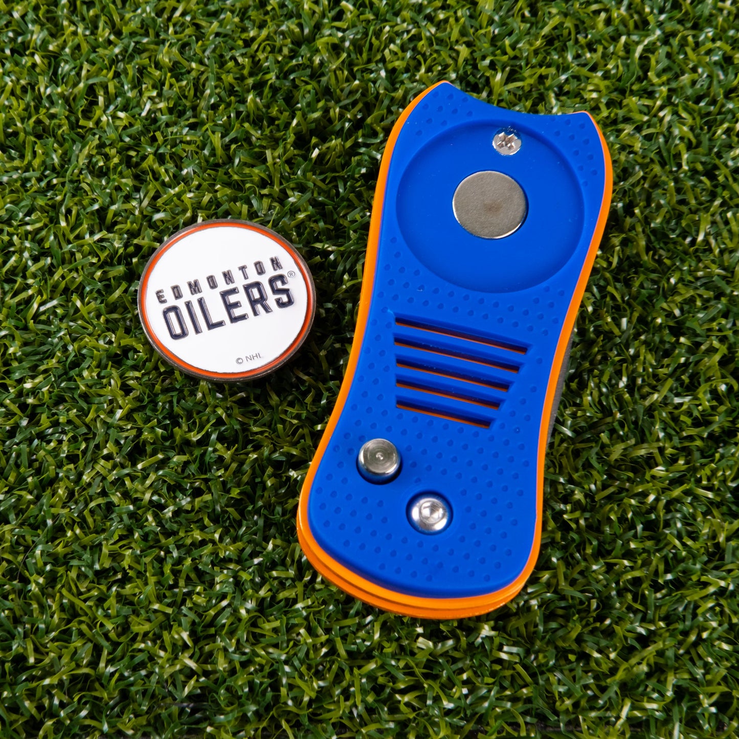 Edmonton Oilers Switchblade Divot Tool - Image 3 - Club Rehab