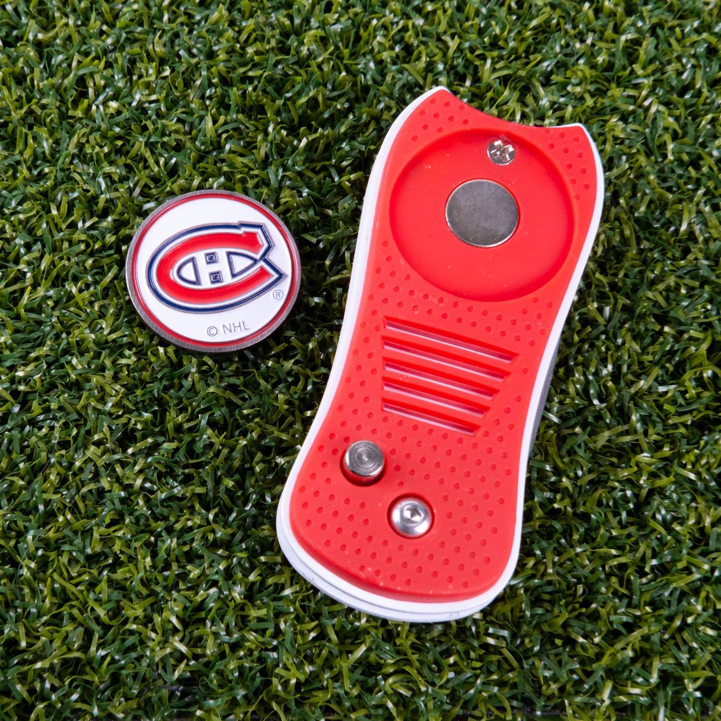 Montreal Canadiens Switchblade Divot Tool - Image 3 - Club Rehab