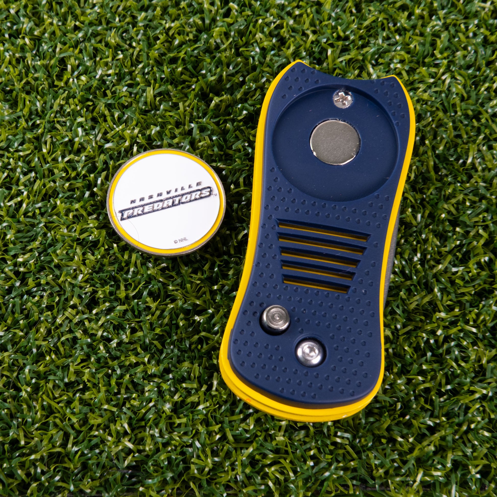 Nashville Predators Switchblade Divot Tool - Image 3 - Club Rehab