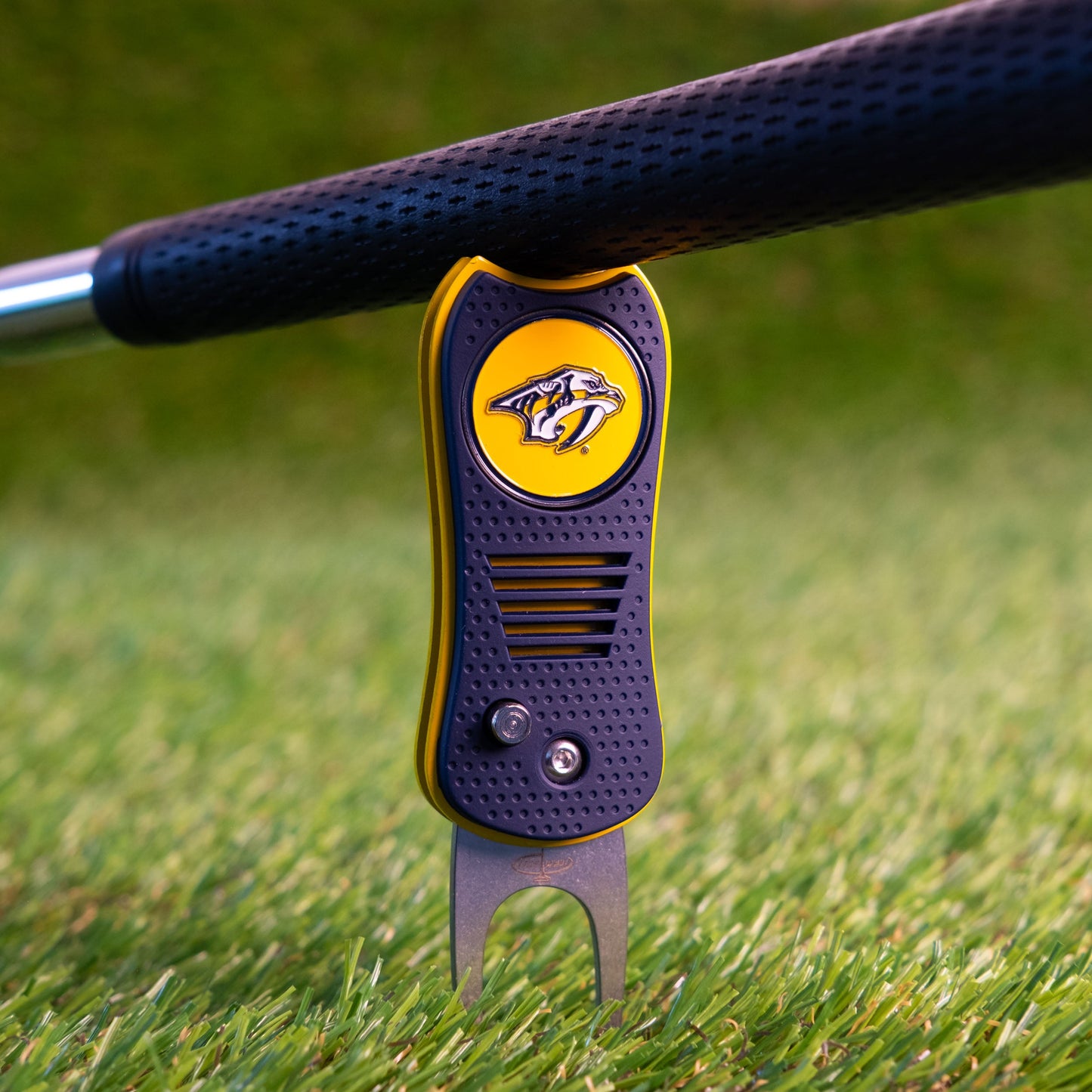 Nashville Predators Switchblade Divot Tool - Image 4 - Club Rehab