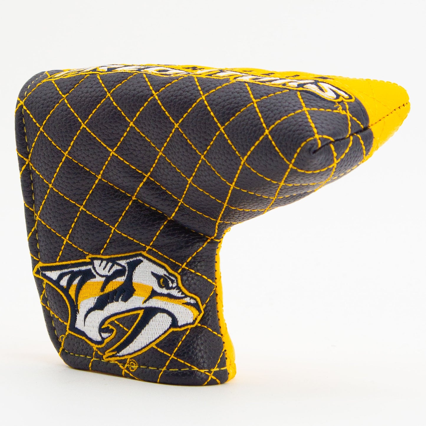 Nashville Predators split blade putter quilted golf headcover alternate view