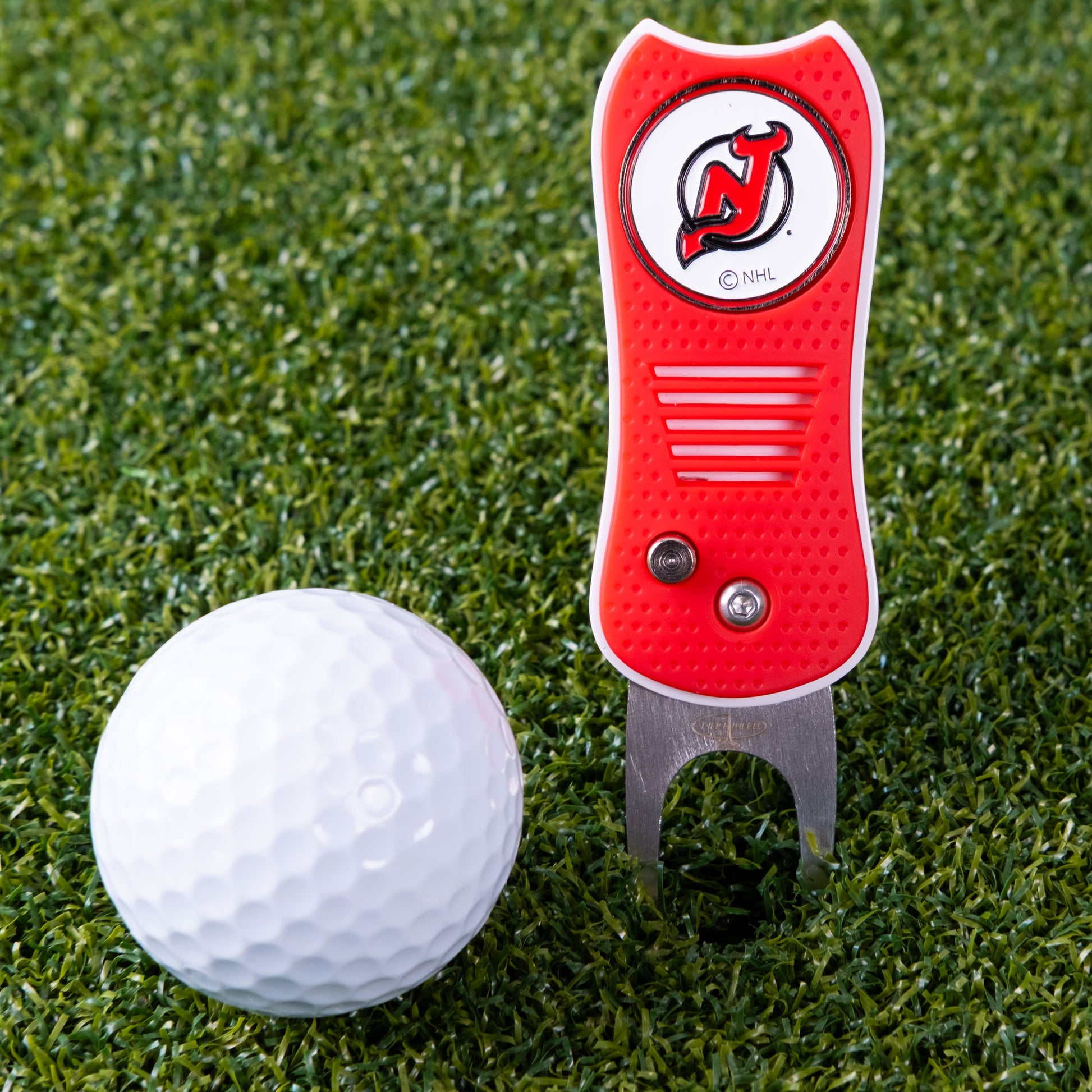 New Jersey Devils Switchblade Divot Tool - Image 2 - Club Rehab