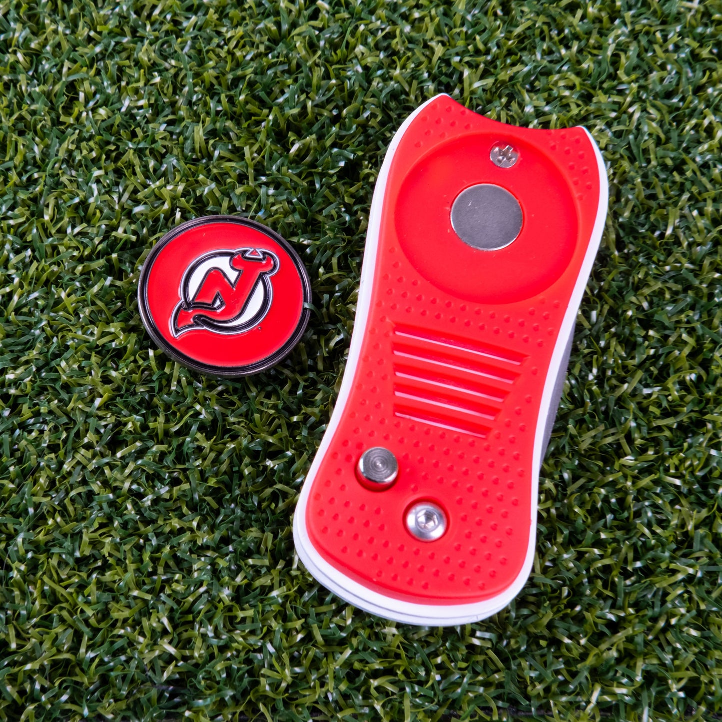 New Jersey Devils Switchblade Divot Tool - Image 3 - Club Rehab