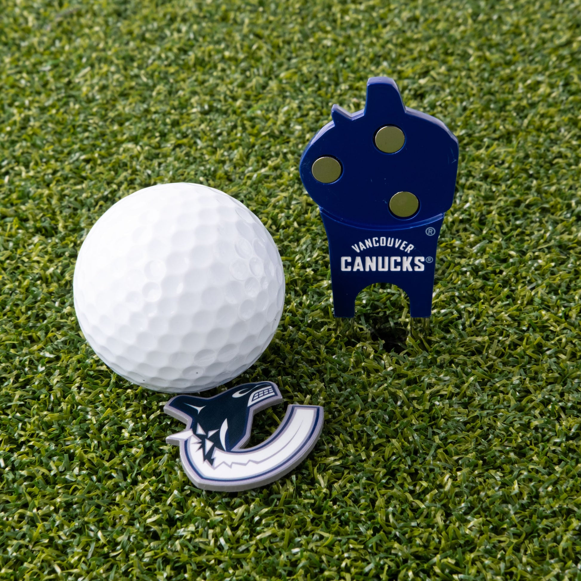 Vancouver Canucks Custom Shaped Divot Tool - Image 5 - Club Rehab