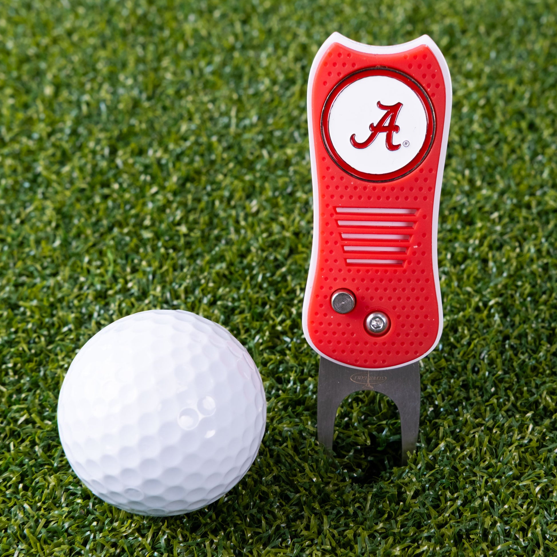 Alabama Crimson Tide Switchblade Divot Tool - Image 2 - Club Rehab