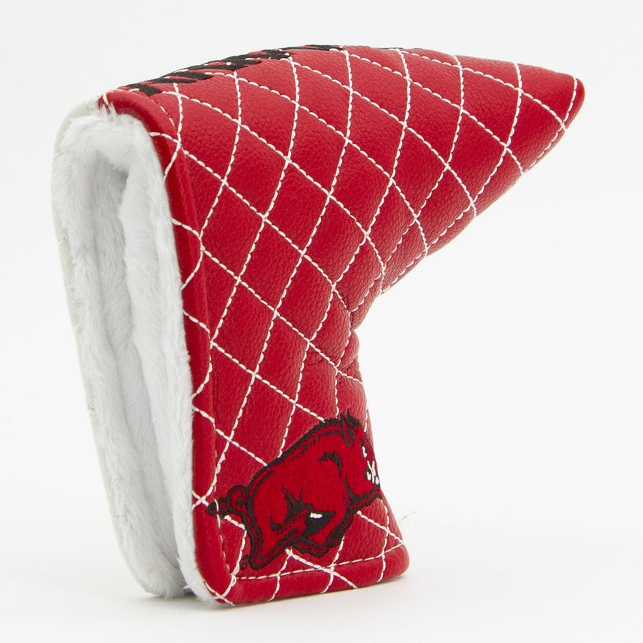 Arkansas Razorbacks split quilted blade putter cover: original opening and lining detail