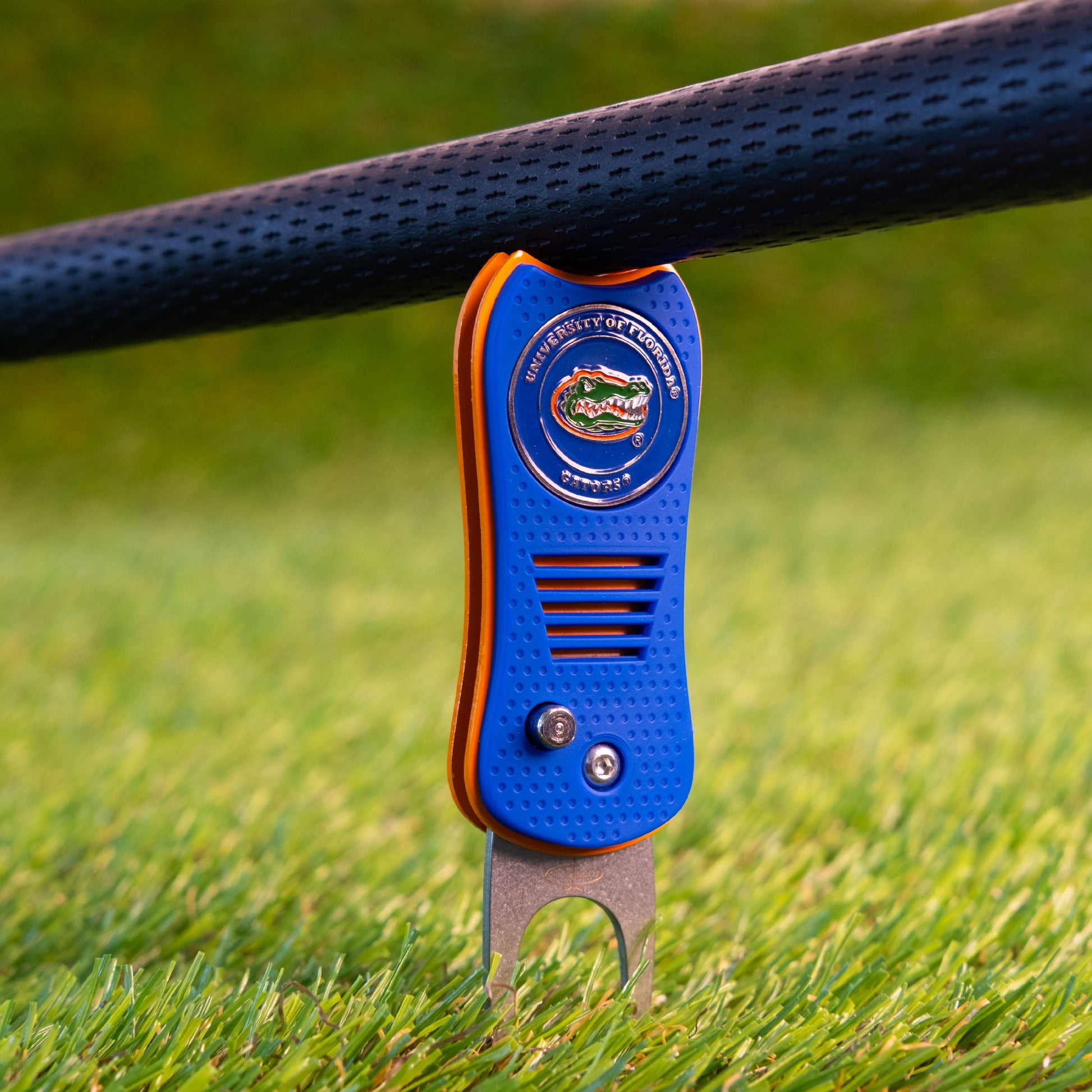 Florida Gators Switchblade Divot Tool - Image 4 - Club Rehab