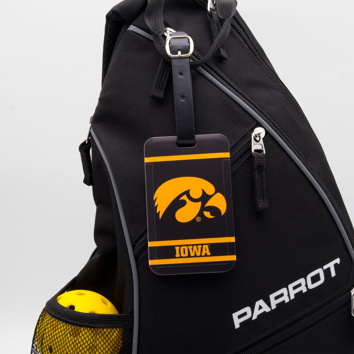 Iowa Hawkeyes plastic golf bag tag by Team Golf, product photo 3