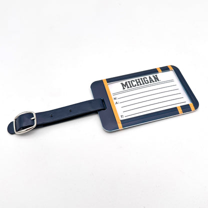 Michigan Wolverines plastic golf bag tag by Team Golf, product photo 2