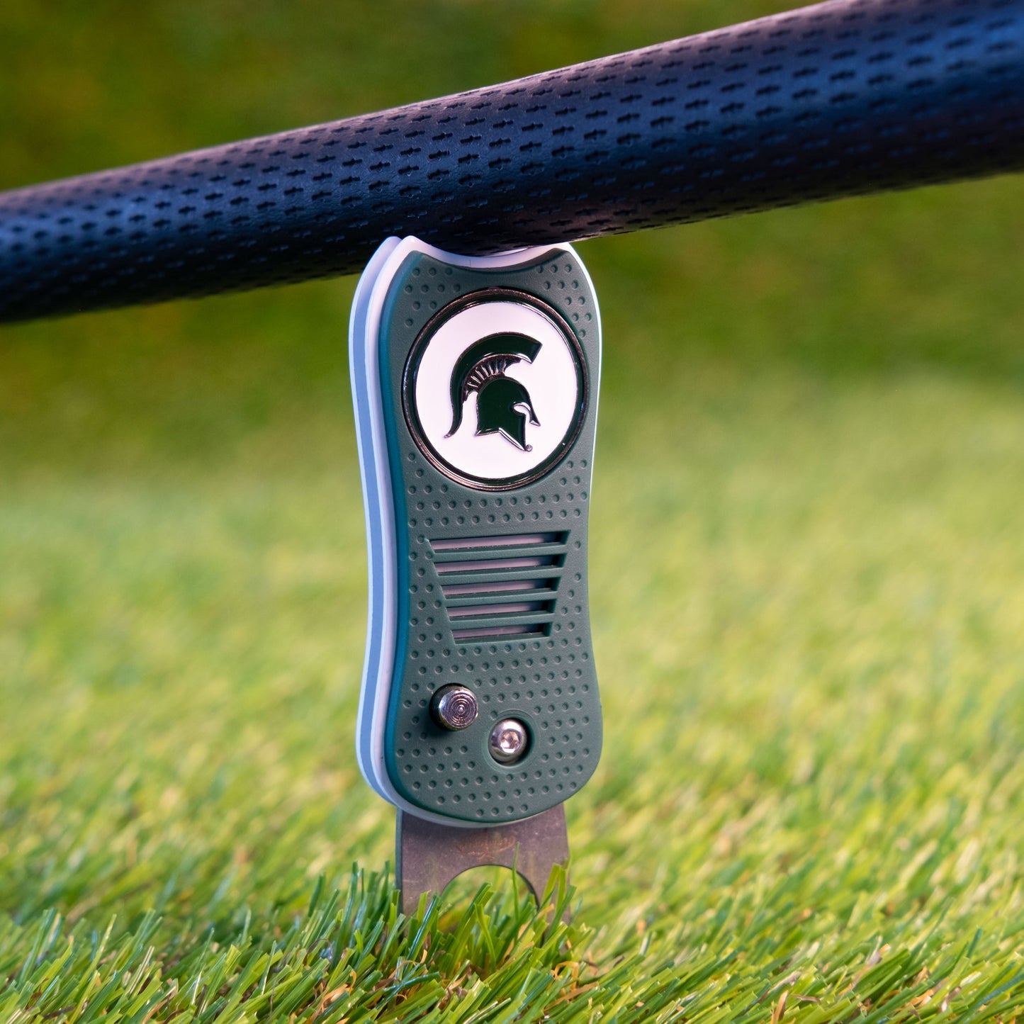 Michigan State Spartans Switchblade Divot Tool - Image 4 - Club Rehab