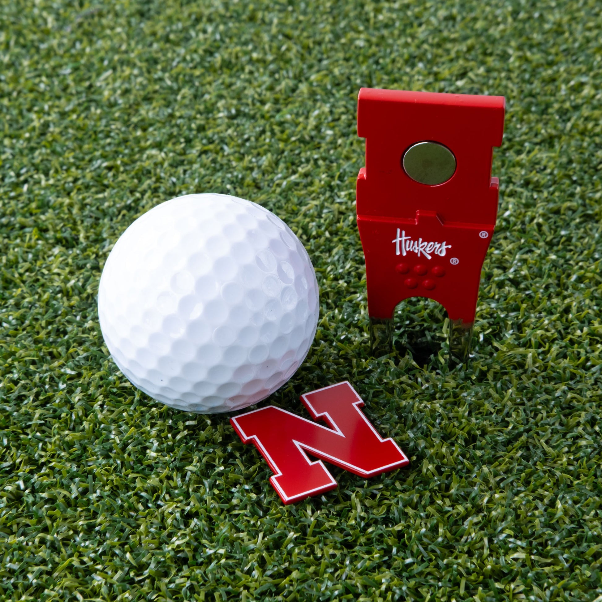 Nebraska Cornhuskers Custom Shaped Divot Tool - Image 5 - Club Rehab