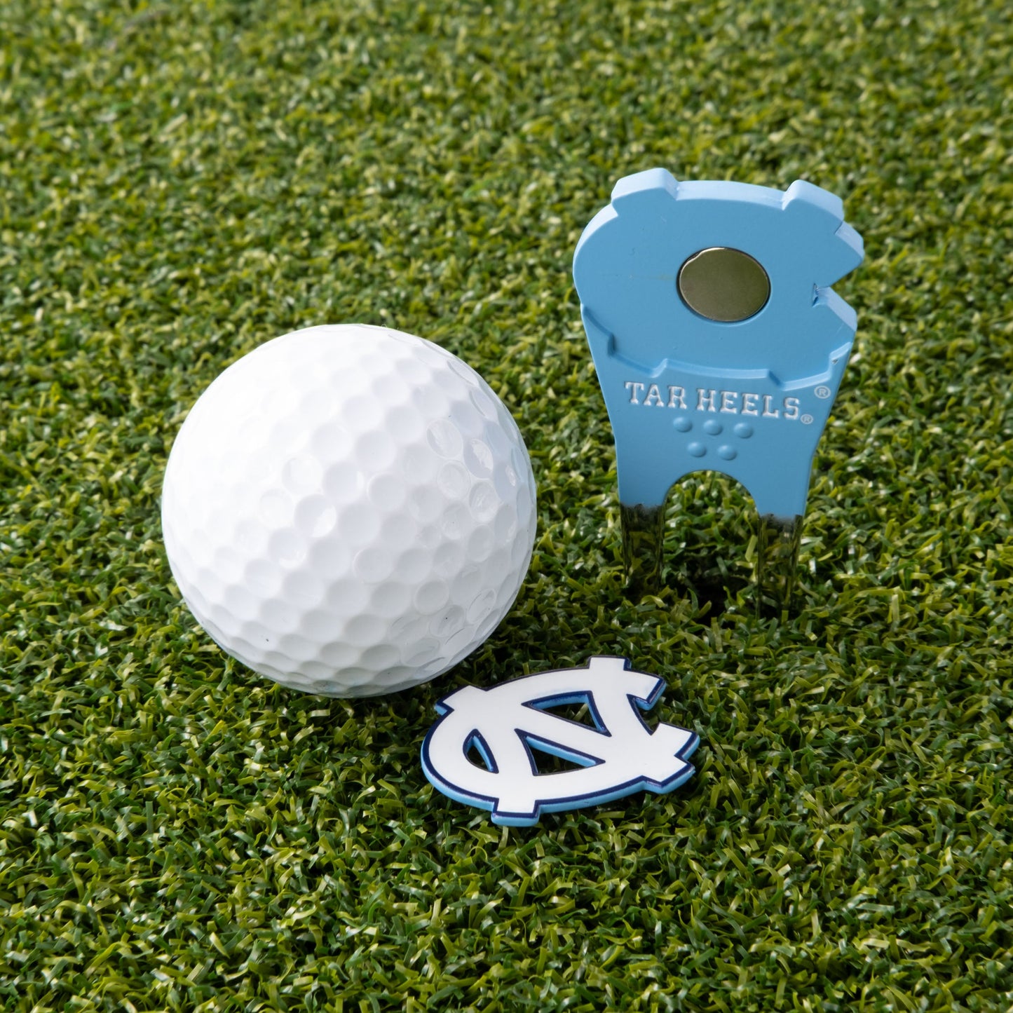 North Carolina Tar Heels Custom Shaped Divot Tool - Image 5 - Club Rehab