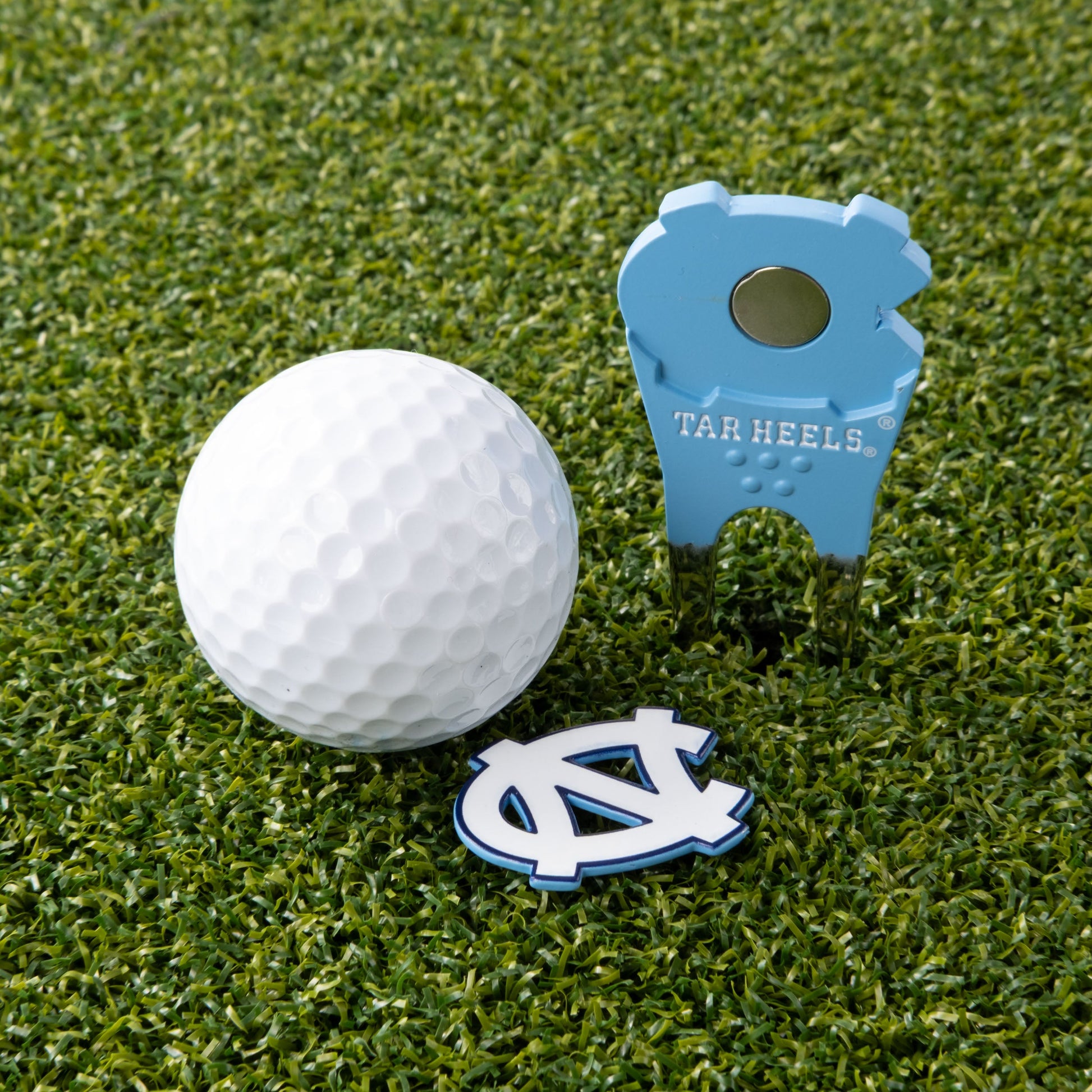 North Carolina Tar Heels Custom Shaped Divot Tool - Image 5 - Club Rehab