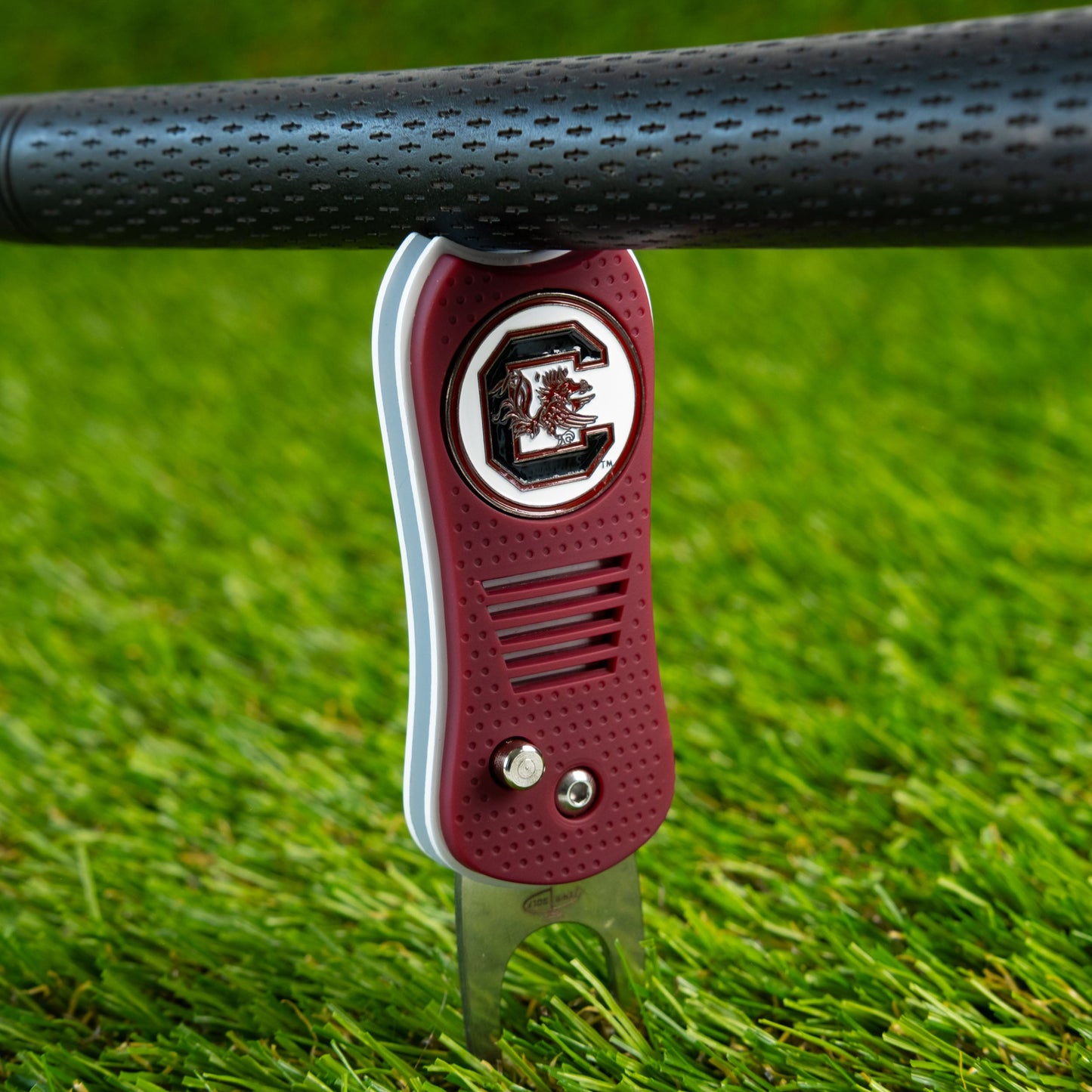 South Carolina Gamecocks Switchblade Divot Tool - Image 4 - Club Rehab