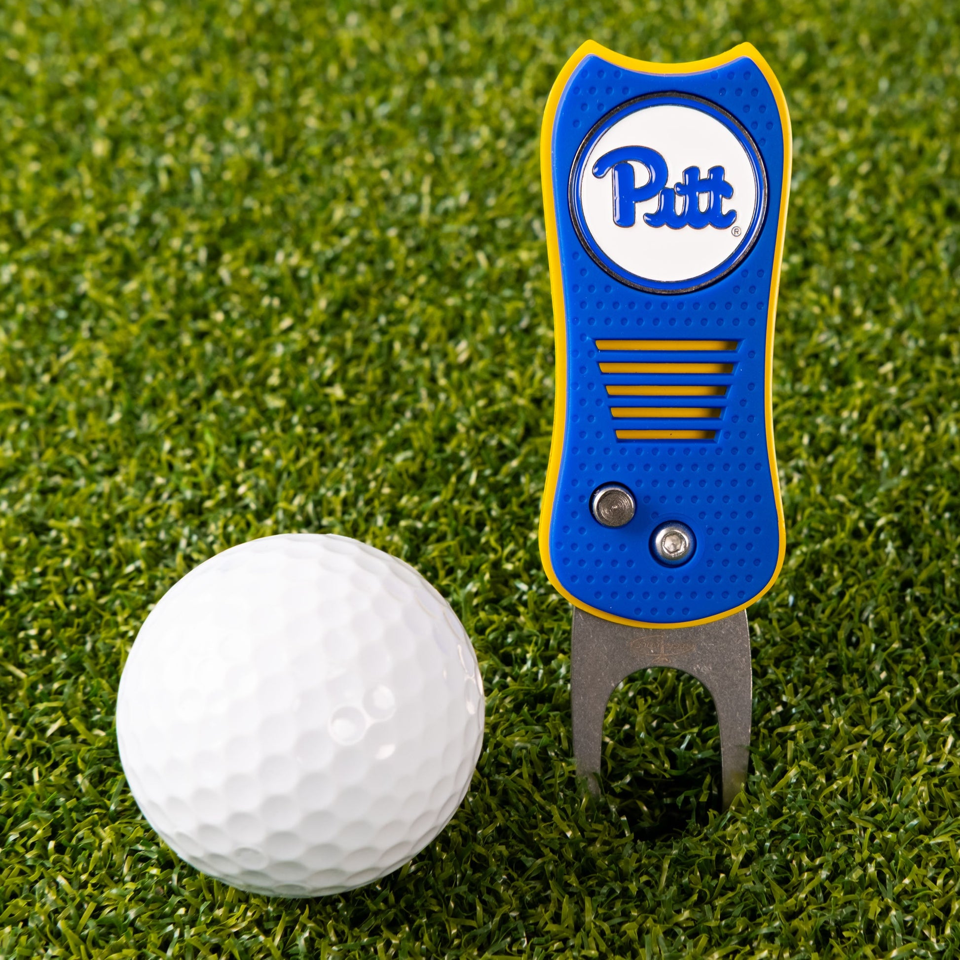 Pittsburgh Panthers Switchblade Divot Tool - Image 2 - Club Rehab
