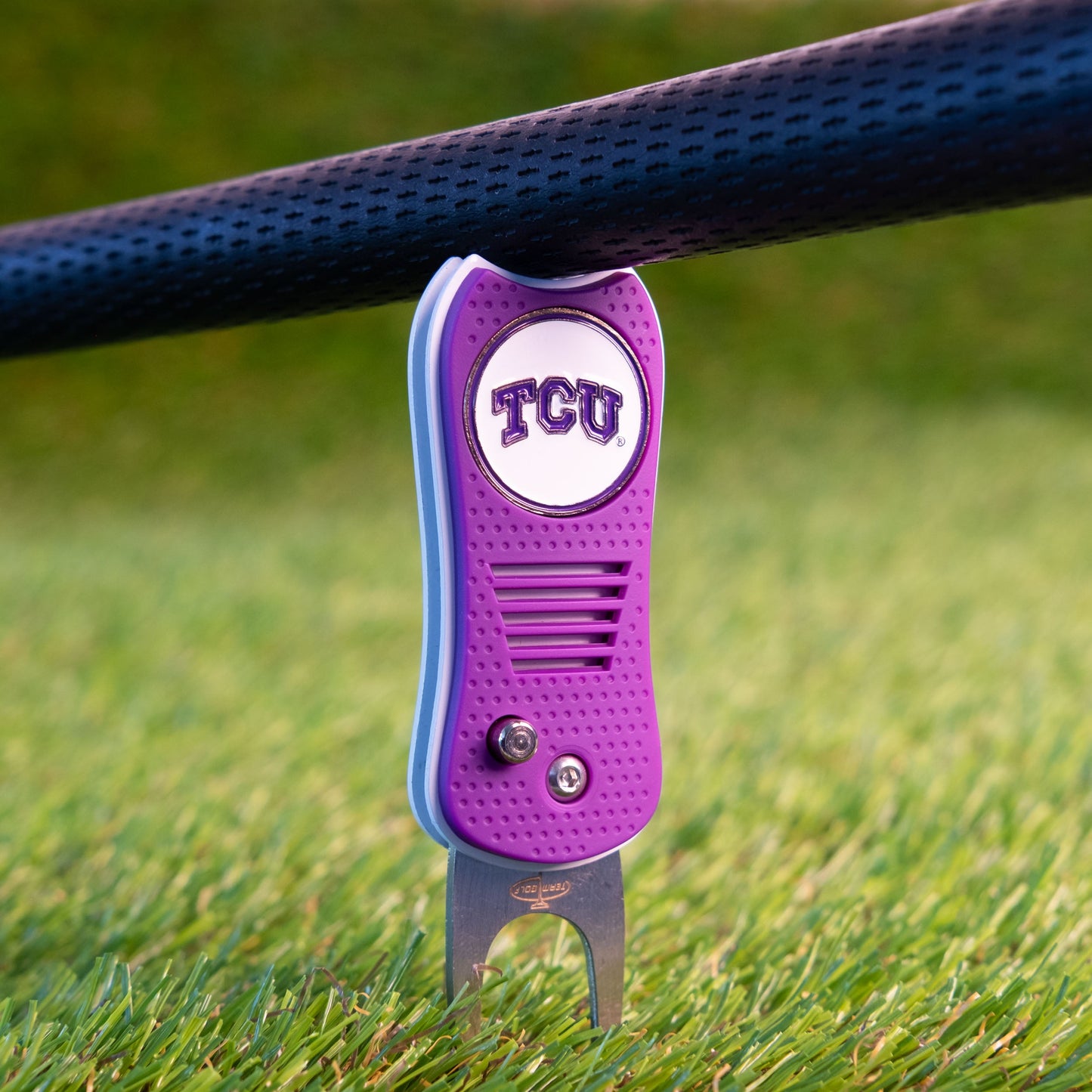 TCU Horned Frogs Switchblade Divot Tool - Image 4 - Club Rehab