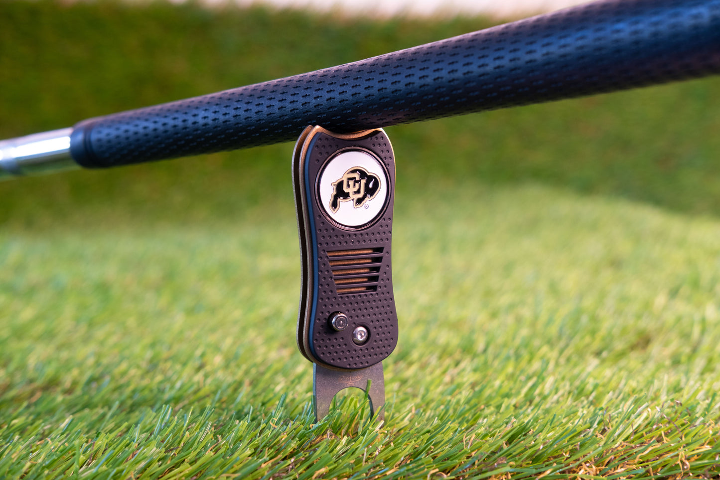 Colorado Buffaloes Switchblade Divot Tool - Image 4 - Club Rehab