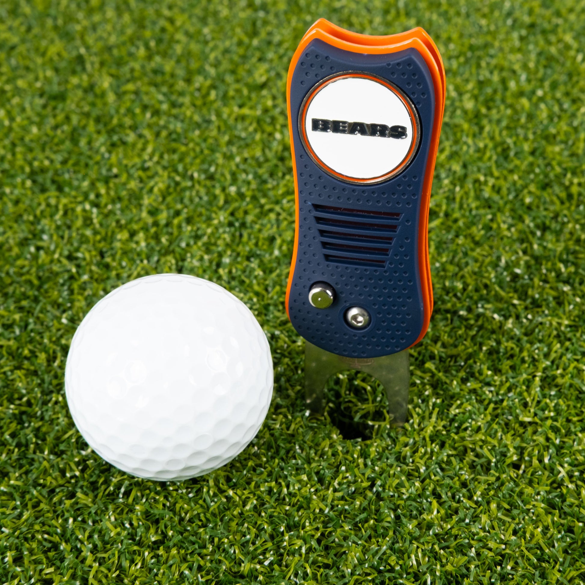 Chicago Bears Switchblade Divot Tool - Image 2 - Club Rehab