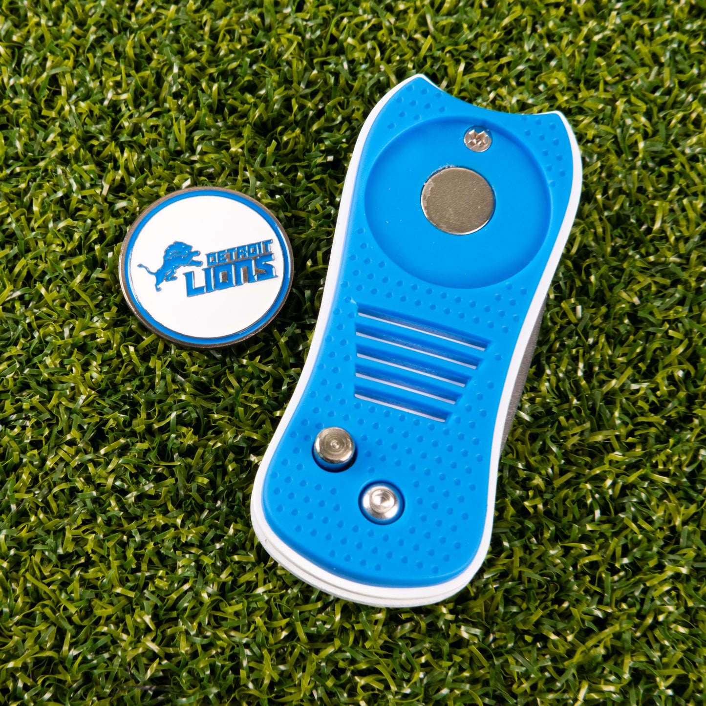 Detroit Lions Switchblade Divot Tool - Image 3 - Club Rehab