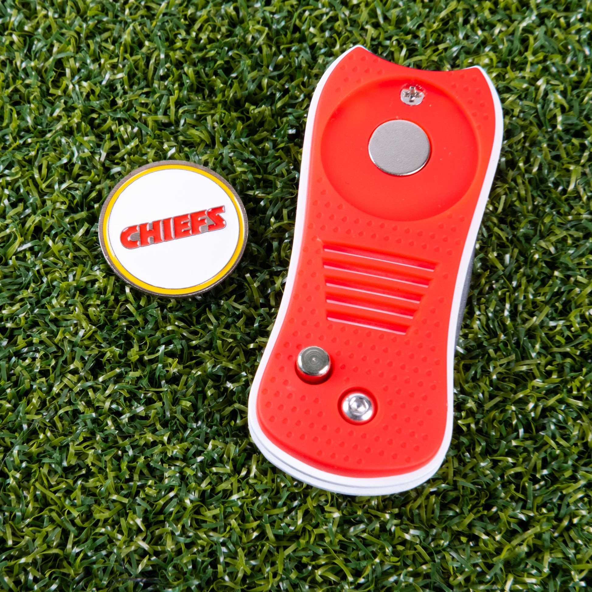 Kansas City Chiefs Switchblade Divot Tool - Image 3 - Club Rehab