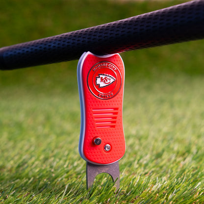 Kansas City Chiefs Switchblade Divot Tool - Image 4 - Club Rehab