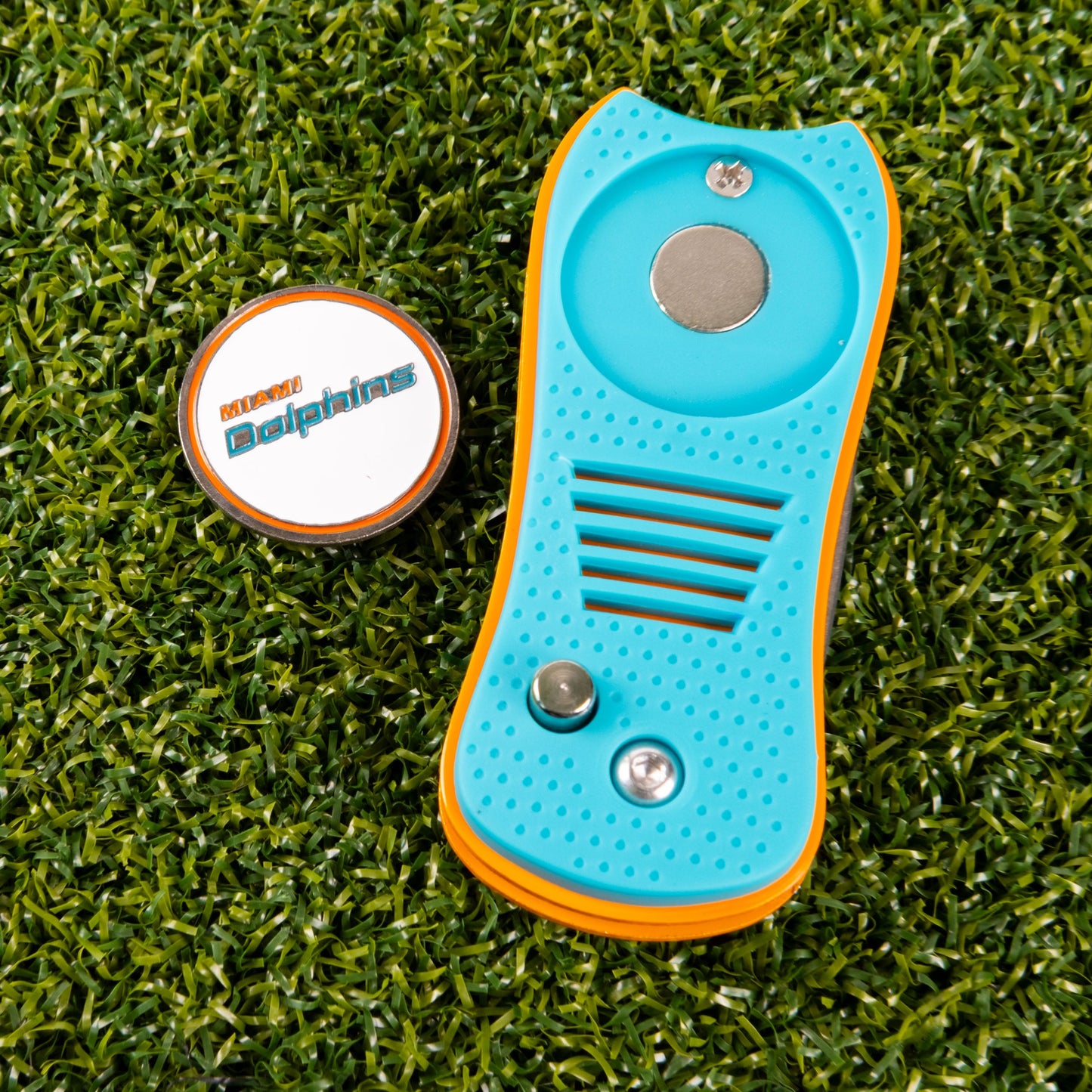 Miami Dolphins Switchblade Divot Tool - Image 3 - Club Rehab