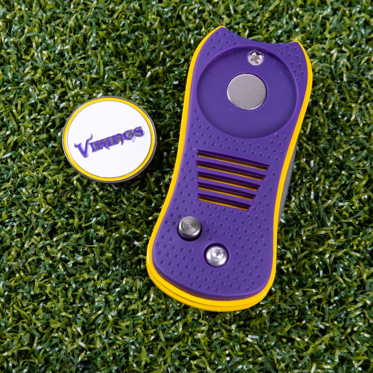 Minnesota Vikings Switchblade Divot Tool - Image 3 - Club Rehab