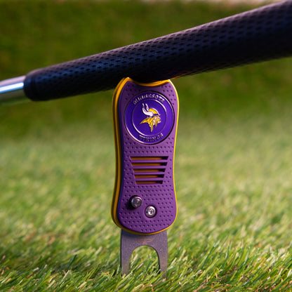 Minnesota Vikings Switchblade Divot Tool - Image 4 - Club Rehab