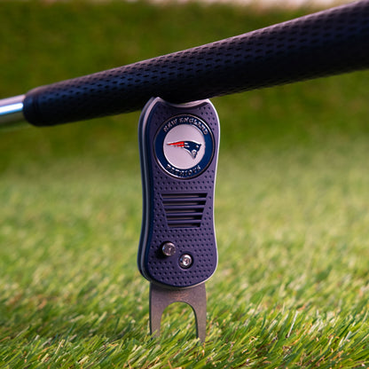 New England Patriots Switchblade Divot Tool - Image 4 - Club Rehab