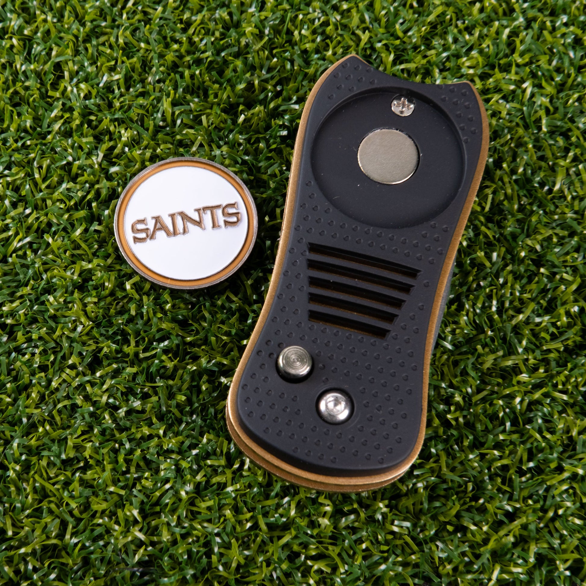 New Orleans Saints Switchblade Divot Tool - Image 3 - Club Rehab