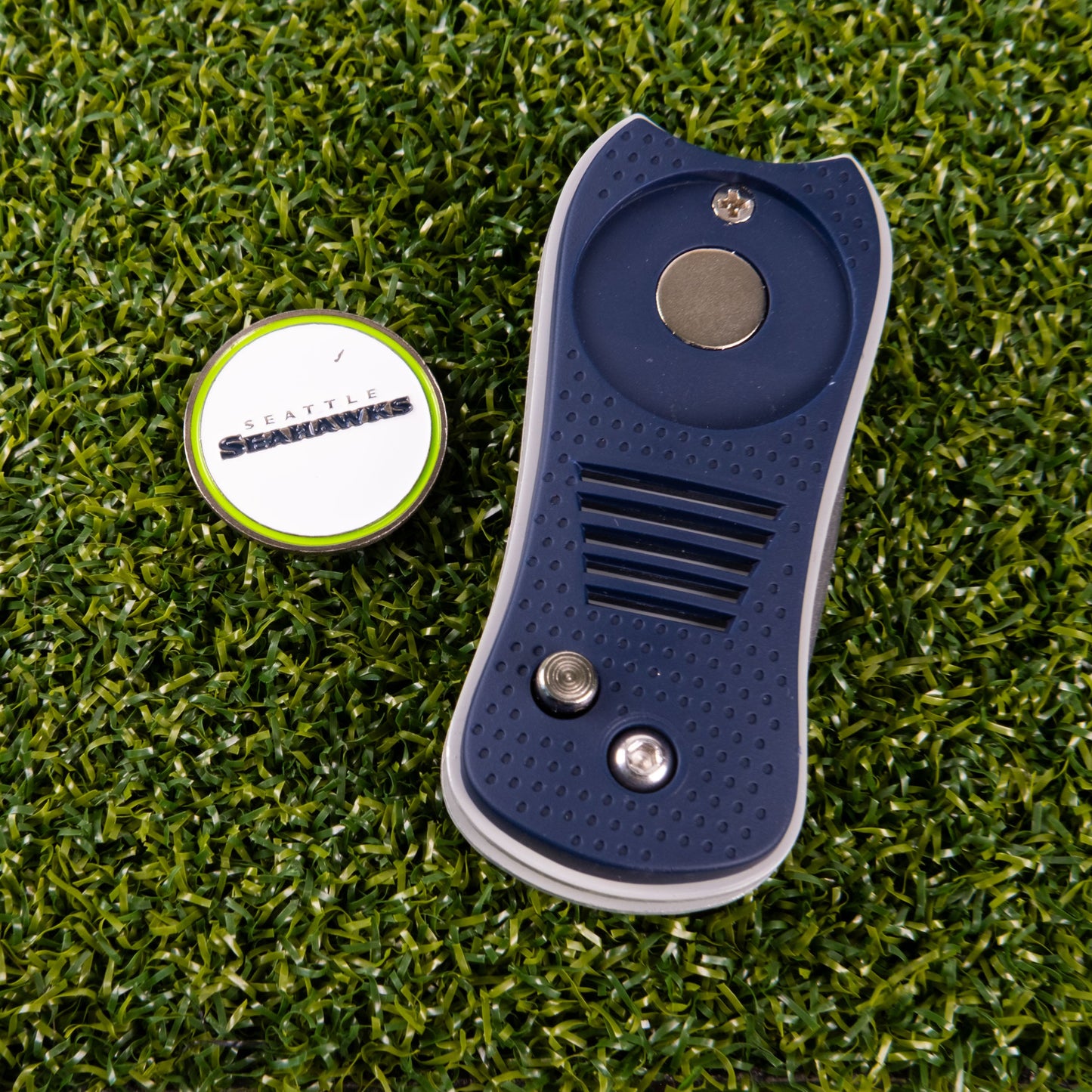 Seattle Seahawks Switchblade Divot Tool - Image 3 - Club Rehab