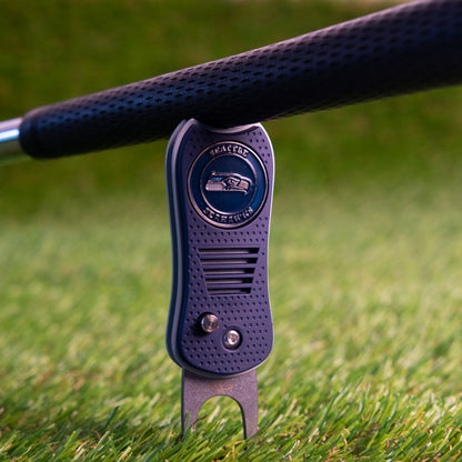 Seattle Seahawks Switchblade Divot Tool - Image 4 - Club Rehab