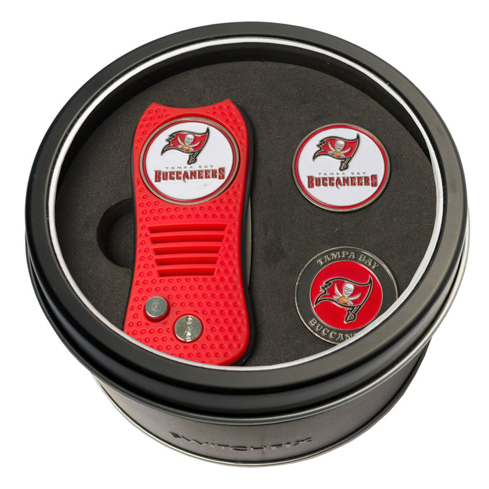 Tampa Bay Buccaneers Switchblade divot tool and ball marker tin gift set