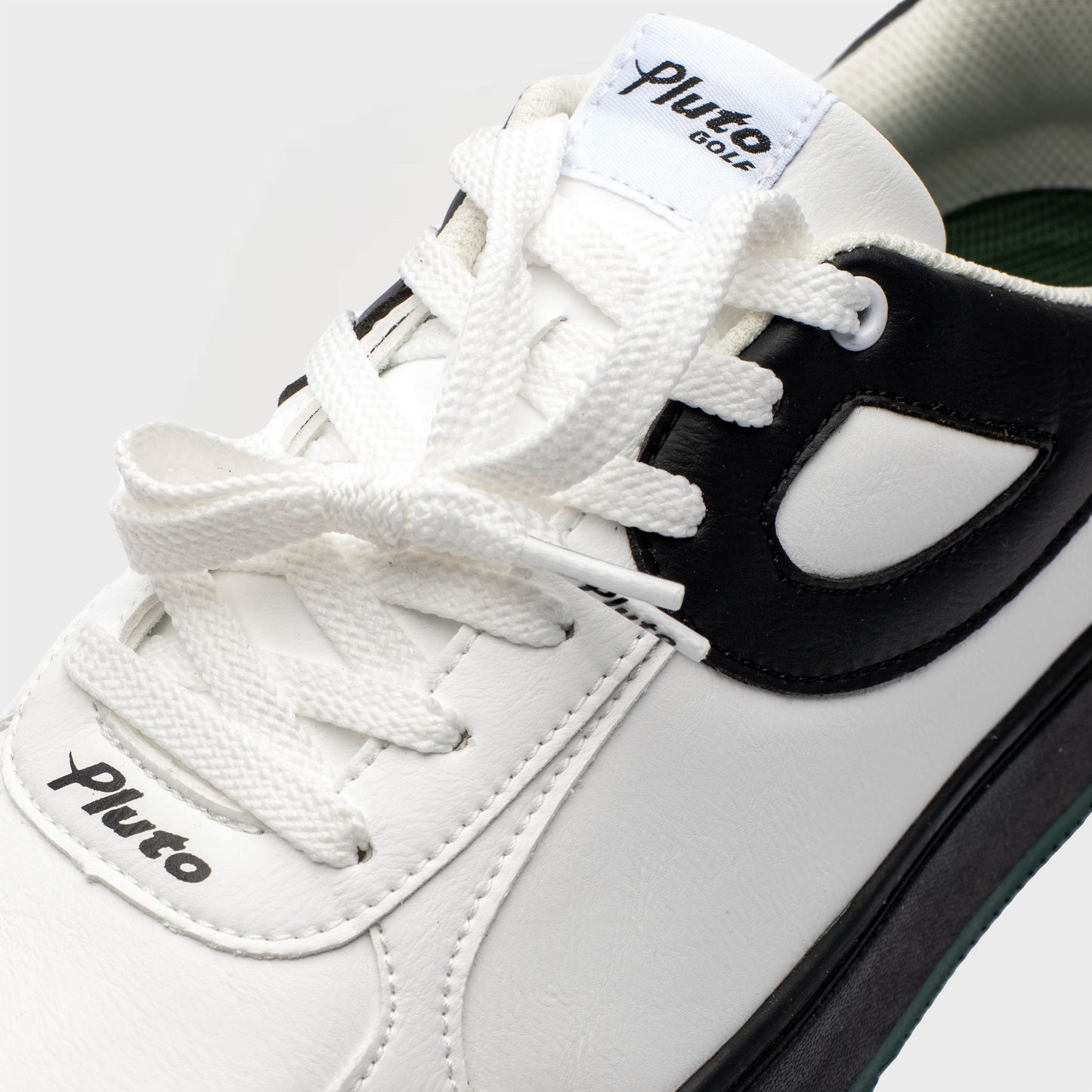PLUTO 1 | TUXEDO