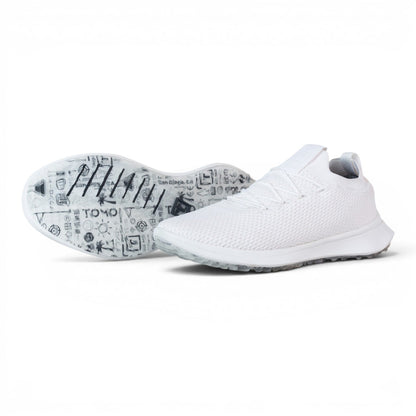Tomo Alpha men's golf shoes in Hydrogen Snow, pair showing the side and outsole