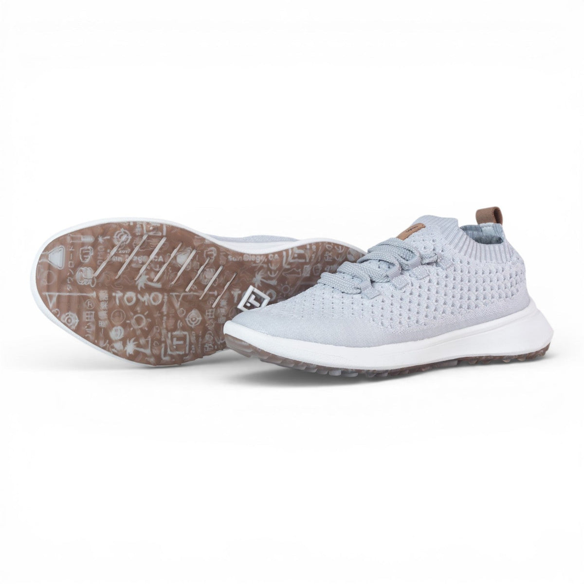 Tomo Bravo men's golf shoes in Frost Grey, pair showing the side and outsole